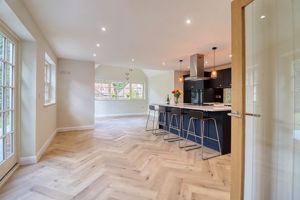 Kitchen/Diner- click for photo gallery